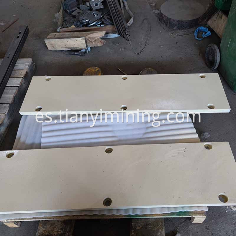 Jaw Crusher Plate Protection